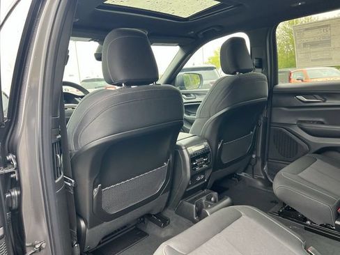New 2026 Jeep Grand Cherokee L 4WD image 24