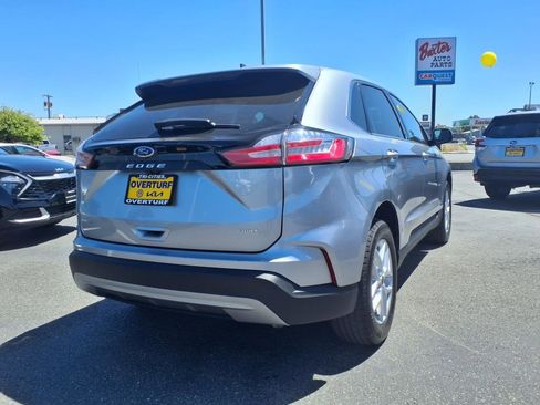 Used 2024 Ford Edge SEL image 4