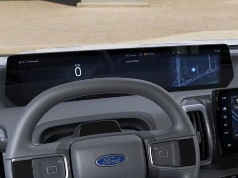 New 2026 Ford Expedition Active image 13