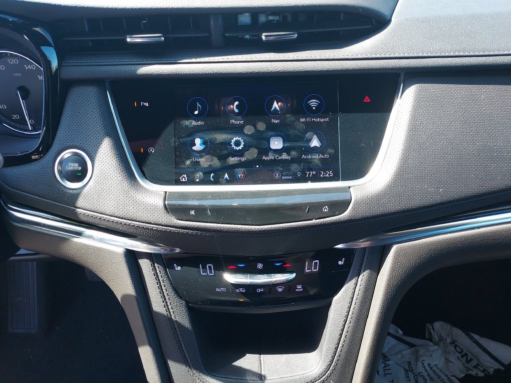 Used 2022 Cadillac XT5 Premium Luxury AWD/4WD image 23