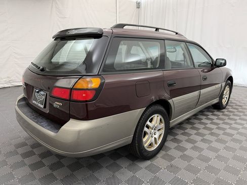 Used 2001 Subaru Outback Wagon image 3