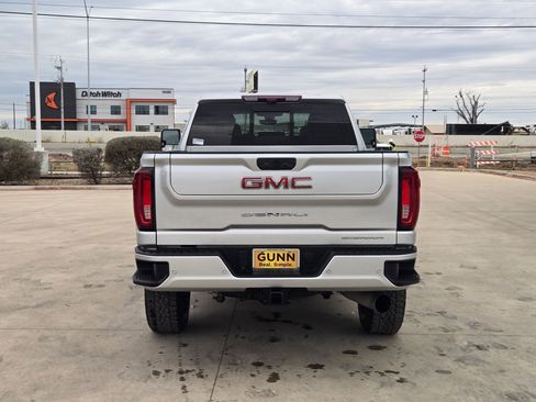Certified 2023 GMC Sierra 2500 Denali w/ Denali Ultimate Package image 4