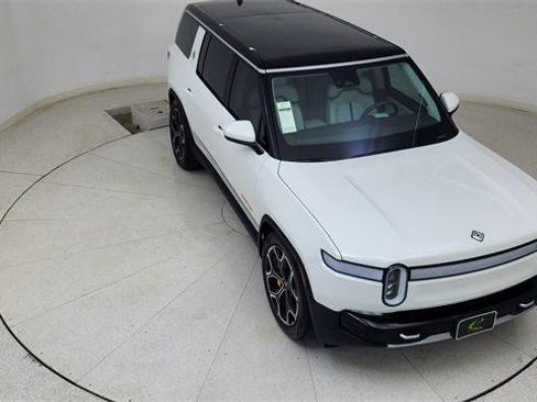 Used 2024 Rivian R1S Adventure image 79