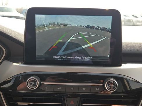 Used 2020 Ford Escape SE image 33