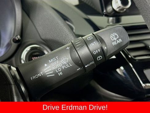 Used 2024 Mitsubishi Eclipse Cross LE AWD/4WD image 15