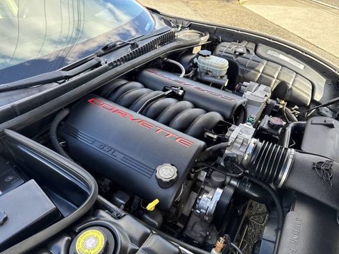 Used 2002 Chevrolet Corvette Convertible w/ Preferred Equipment Group2 image 11