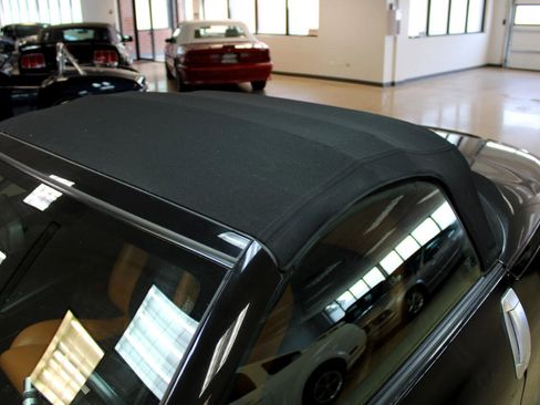 Used 2004 Nissan 350Z Touring image 26