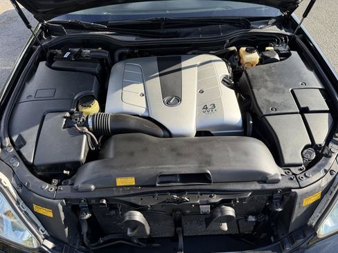 Used 2005 Lexus LS 430 RWD image 44