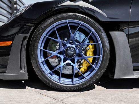 Used 2024 Porsche 911 GT3 RS RWD image 3