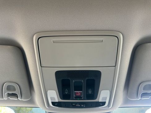 New 2026 Honda Pilot Touring image 32
