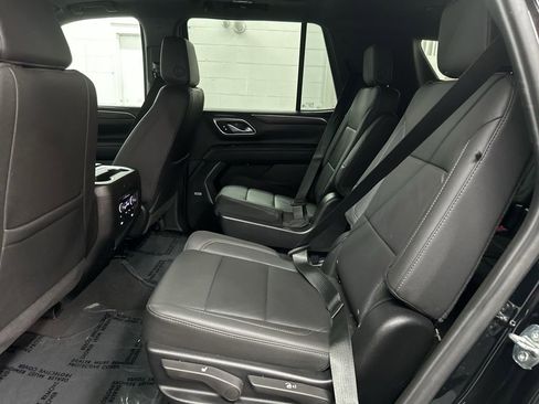 Used 2024 Chevrolet Tahoe LT w/ LT Signature Package image 32