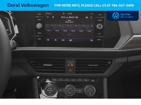 Used 2021 Volkswagen Jetta SE w/ SE Cold Weather Package image 7