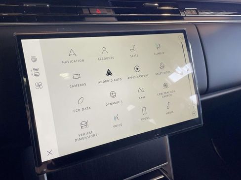 New 2026 Land Rover Range Rover SE AWD/4WD image 25