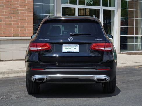Used 2018 Mercedes-Benz GLC 300 4MATIC image 4