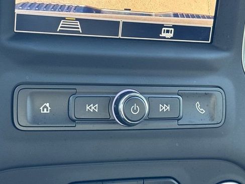 Used 2025 Chevrolet Silverado 2500 Custom w/ Custom Value Package image 36