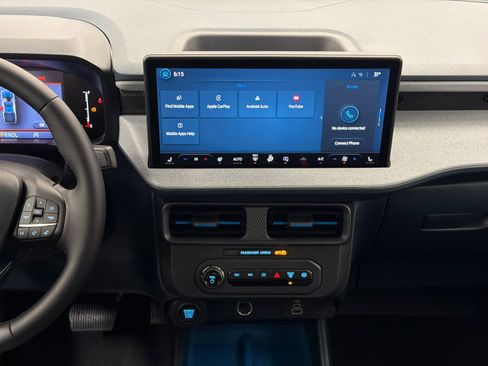 New 2025 Ford Maverick XLT w/ XLT Luxury Package image 17