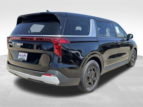 Used 2025 Kia Carnival LXS image 9