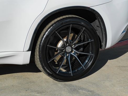 Used 2012 BMW X6 M image 51