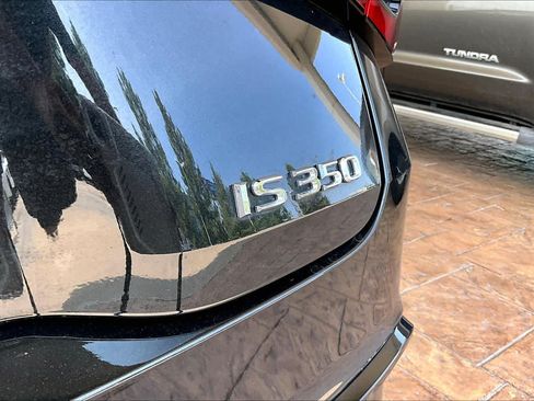 Used 2025 Lexus IS 350 F Sport RWD image 29