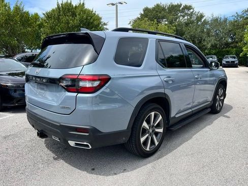 Used 2024 Honda Pilot Touring image 6