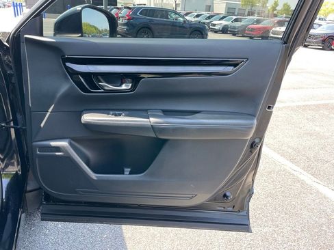 Certified 2025 Honda CR-V EX-L image 30