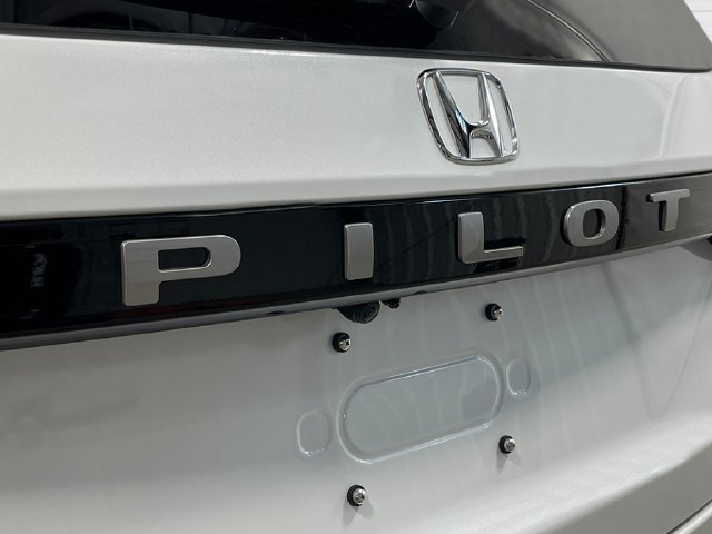 New 2026 Honda Pilot Elite image 7