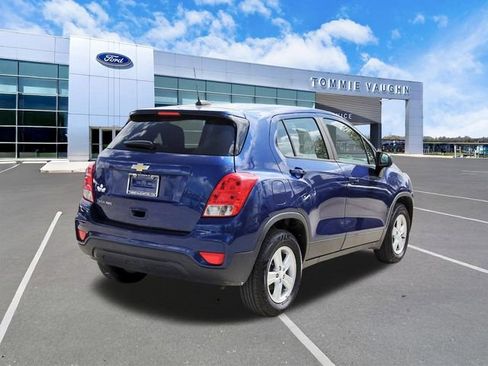 Used 2017 Chevrolet Trax LS image 4