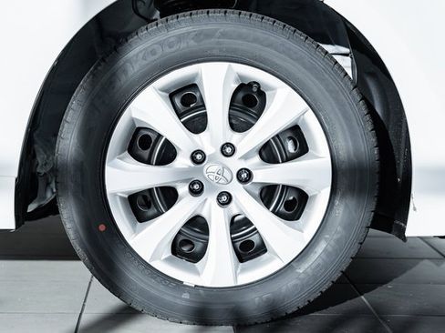 New 2026 Toyota Corolla LE image 15