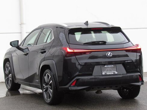 Used 2019 Lexus UX 250h image 5