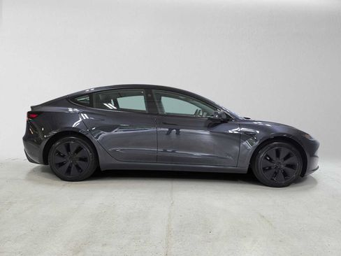 Used 2025 Tesla Model 3 Long Range RWD image 2
