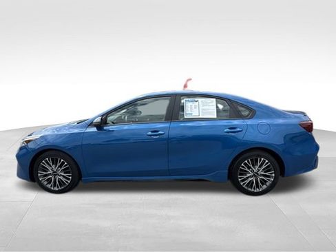 Used 2022 Kia Forte GT-Line w/ GT-Line Premium Package FWD image 4