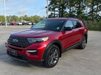 Used 2024 Ford Explorer XLT w/ Equipment Group 202A