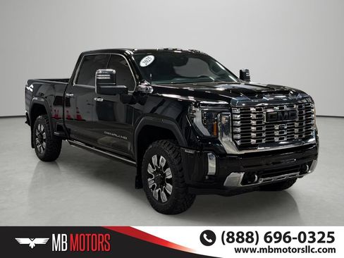 Used 2025 GMC Sierra 3500 Denali w/ Denali Reserve Package AWD/4WD image 6