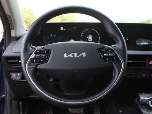Used 2022 Kia EV6 Wind AWD/4WD image 12