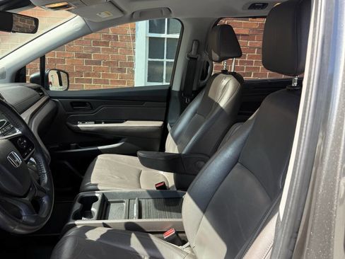 Used 2018 Honda Odyssey EX-L image 6