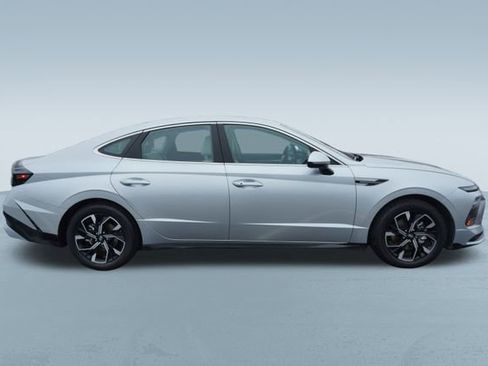 Used 2024 Hyundai Sonata SEL image 9