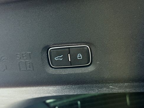 Used 2025 Ford Expedition Max Active AWD/4WD image 33