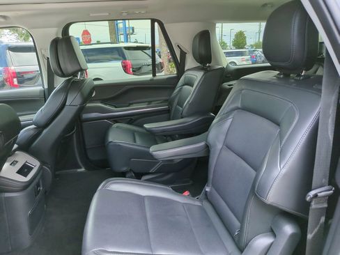 Used 2025 Lincoln Navigator L Reserve AWD/4WD image 19