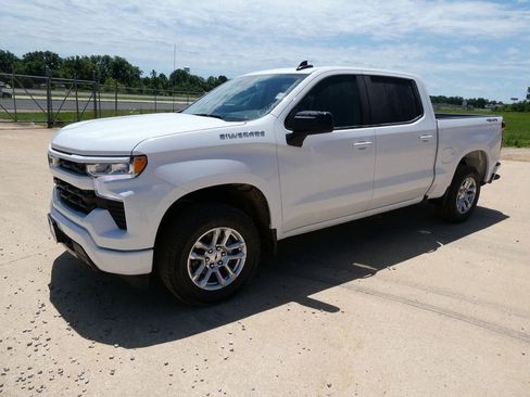 New 2026 Chevrolet Silverado 1500 RST w/ Convenience Package II AWD/4WD image 9