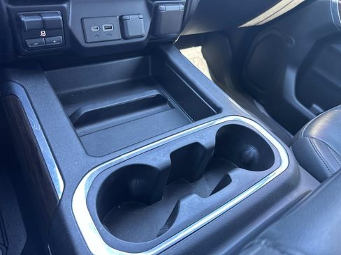 Used 2019 GMC Sierra 1500 SLT image 24