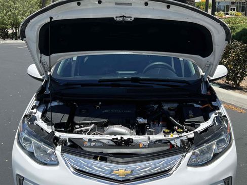 Used 2019 Chevrolet Volt LT FWD image 26