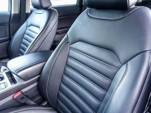 Used 2024 Ford Edge SEL w/ Convenience Package image 31