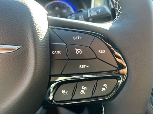 New 2026 Chrysler Pacifica Limited w/ S Appearance Package image 41