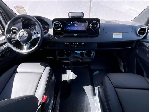 New 2025 Mercedes-Benz Sprinter 2500 image 5