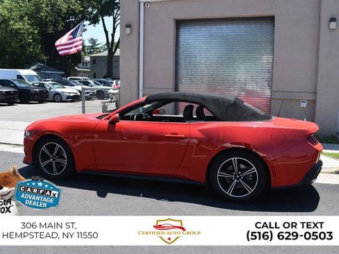 Used 2024 Ford Mustang Convertible RWD image 15