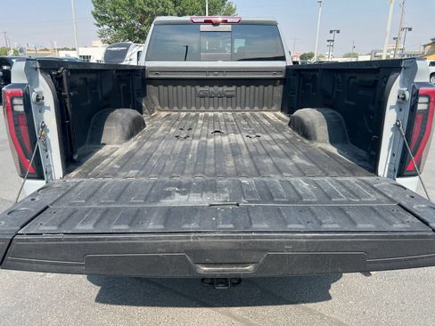 Used 2025 GMC Sierra 3500 AT4 w/ AT4 Premium Plus Package AWD/4WD image 26