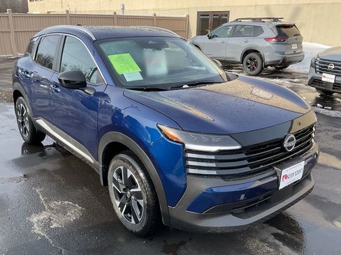 New 2026 Nissan Kicks SV w/ SV Premium Package image 3