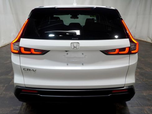 Used 2023 Honda CR-V EX image 6