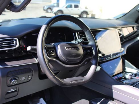 Used 2024 Jeep Grand Wagoneer L Series II w/ Quick Order Packagew 28T AWD/4WD image 33