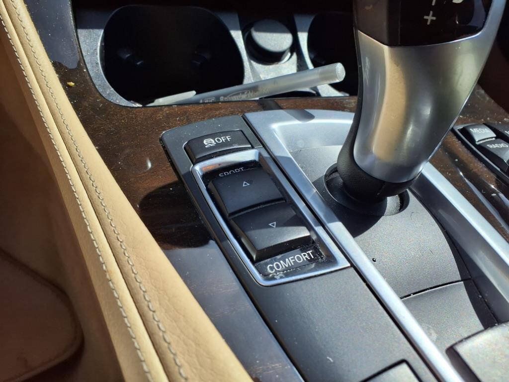 Used 2014 BMW 535i Sedan RWD image 24